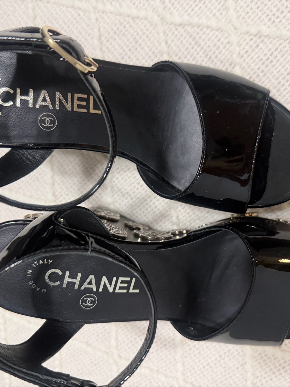 CHANEL Black Patent Leather Platform Sandals with Camellia Heel Accents - Picture 4 of 4
